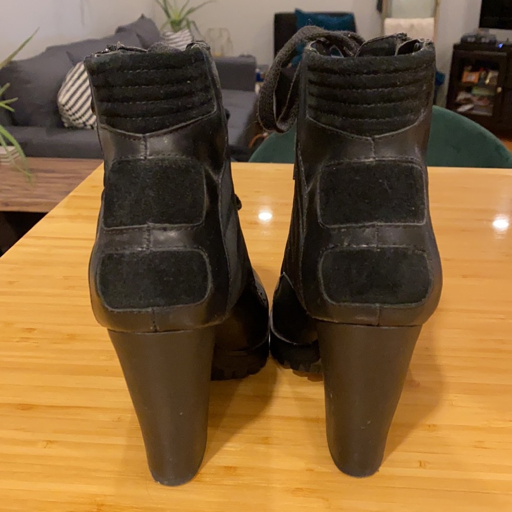 Black Guess boot - Picture 2 of 5